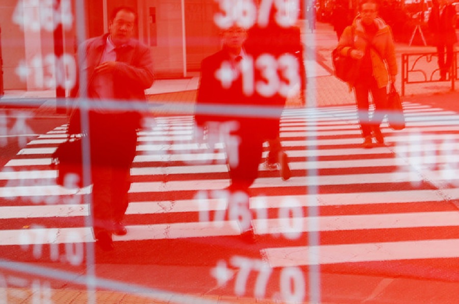 Argentine economy starts 2021 in negative territory
