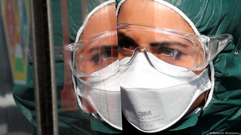 Spain donates gowns, masks and other protective material to Bolivia to fight pandemic