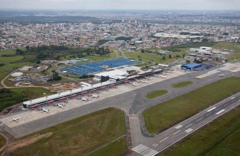 Brazil may auction off more than thirty airport and port concessions in April