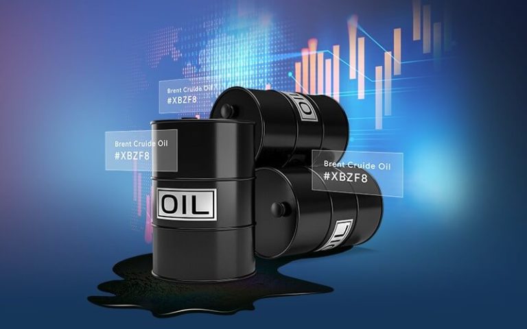 Oil prices drop 7% and commodity records worst session since September