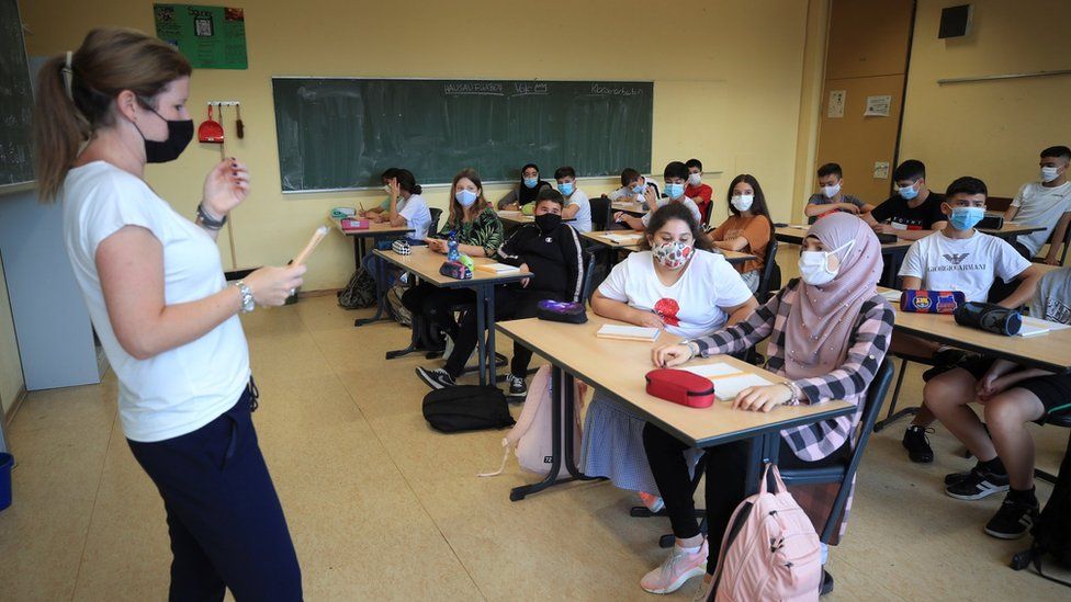 School class face to face