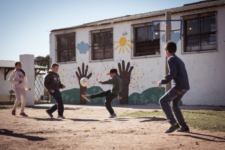 Uruguay begins gradual return to classes in rural schools