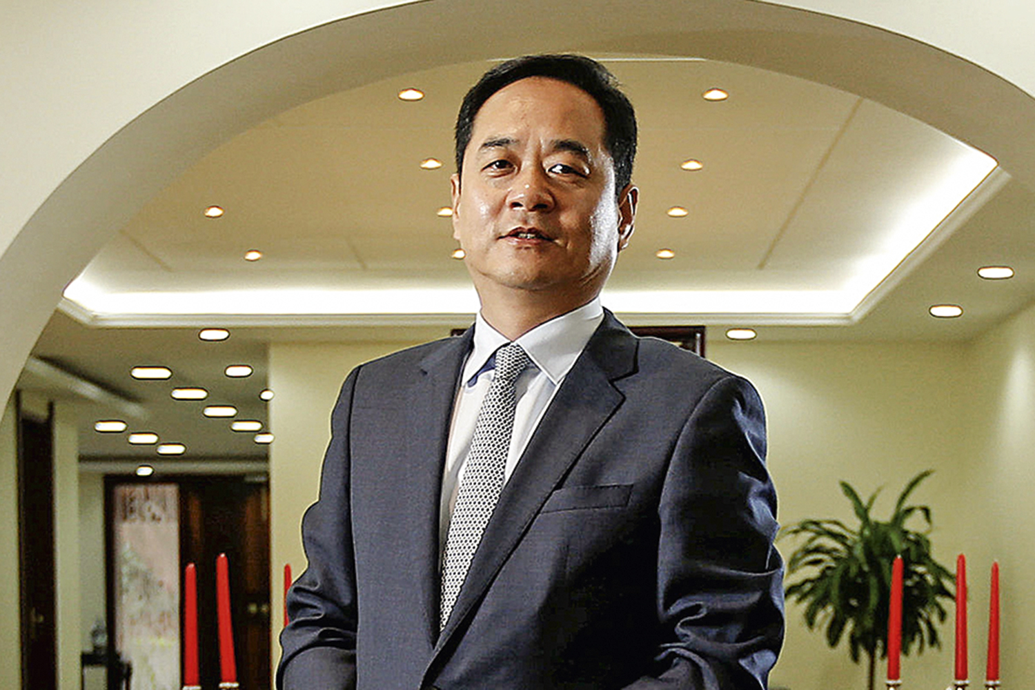 Chinese ambassador in Brasilia, Yang Wanming