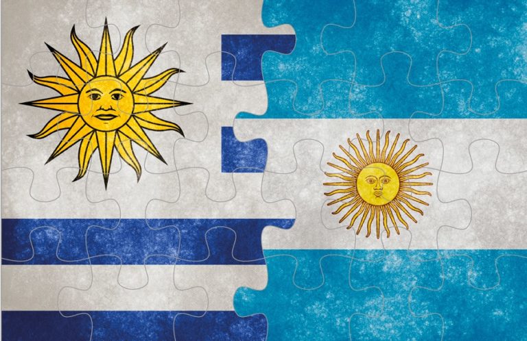 One-meter-deeper dredging widens the distance between Uruguay and Argentina on port projects