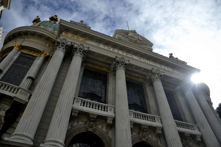 Rio’s Theatro Municipal shows what operas, ballets and concerts are all about