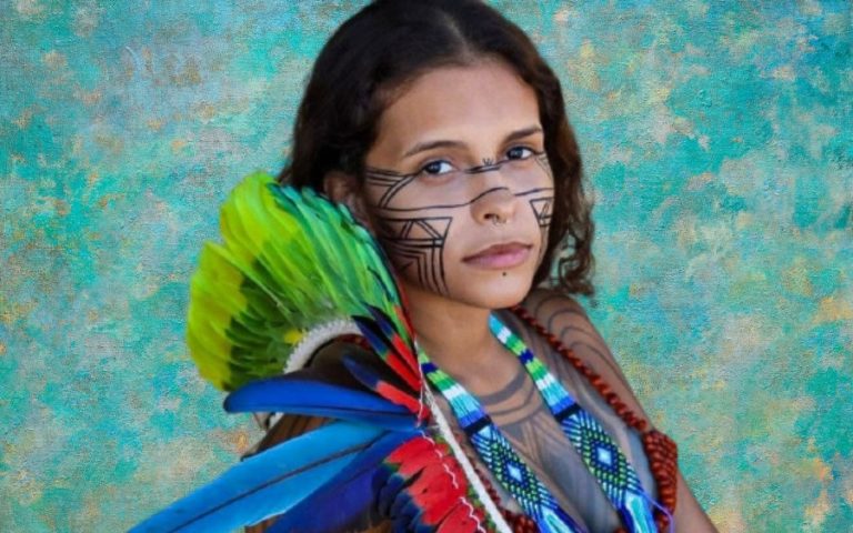 Indigenous “influencers” in Brazil: tradition and modernity to defend their identity