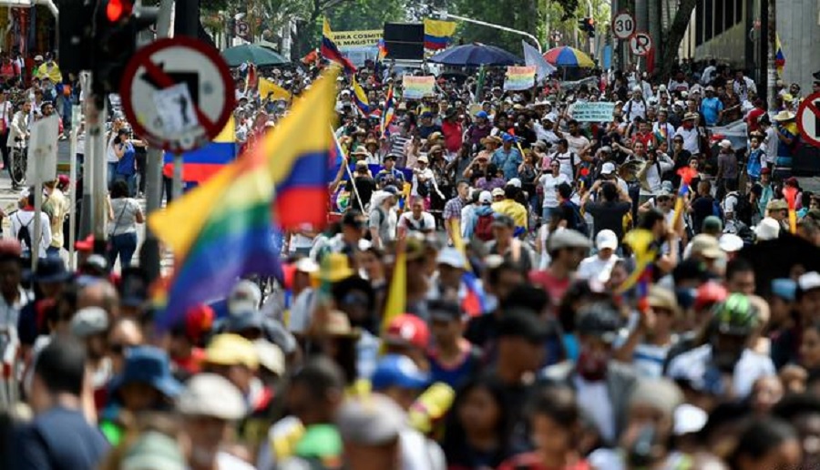 Thousands of Colombians take to the streets in protest