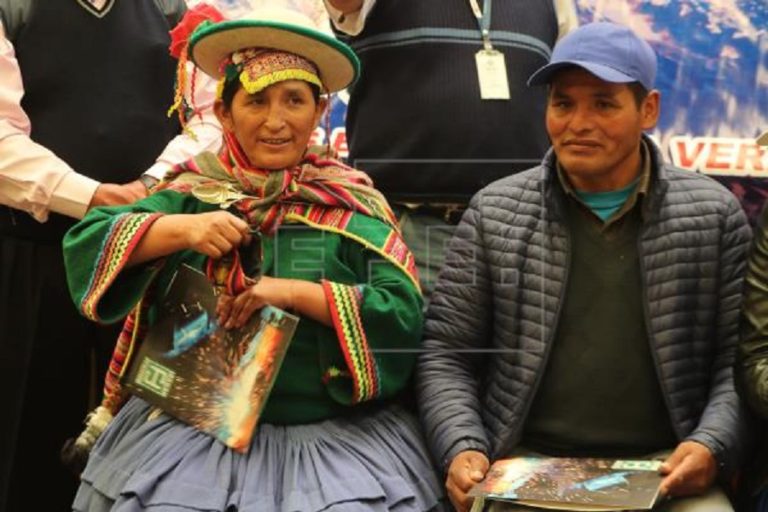Bolivian indigenous politician who filed claim of “coup” denies she is a puppet of MAS