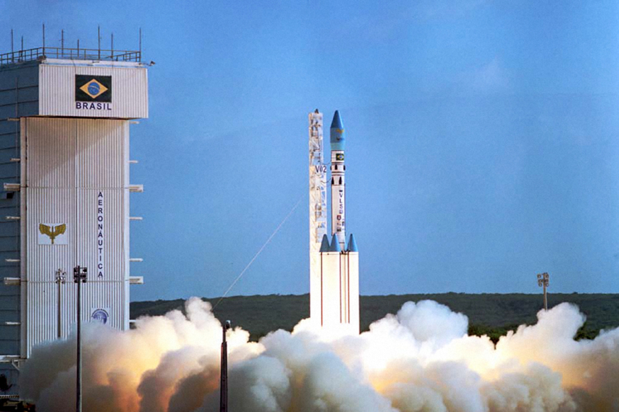Lançamento do VLS-1 V02 em 1999