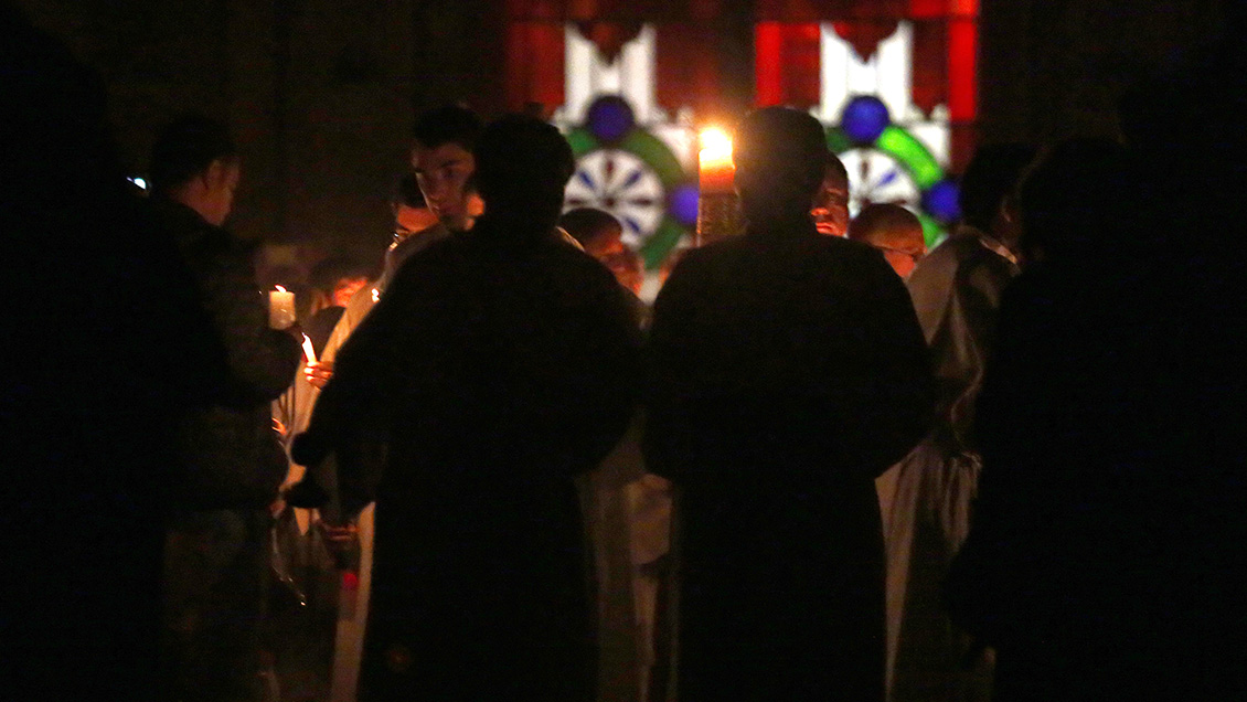 Vigilia pascual en catedral de Santiago