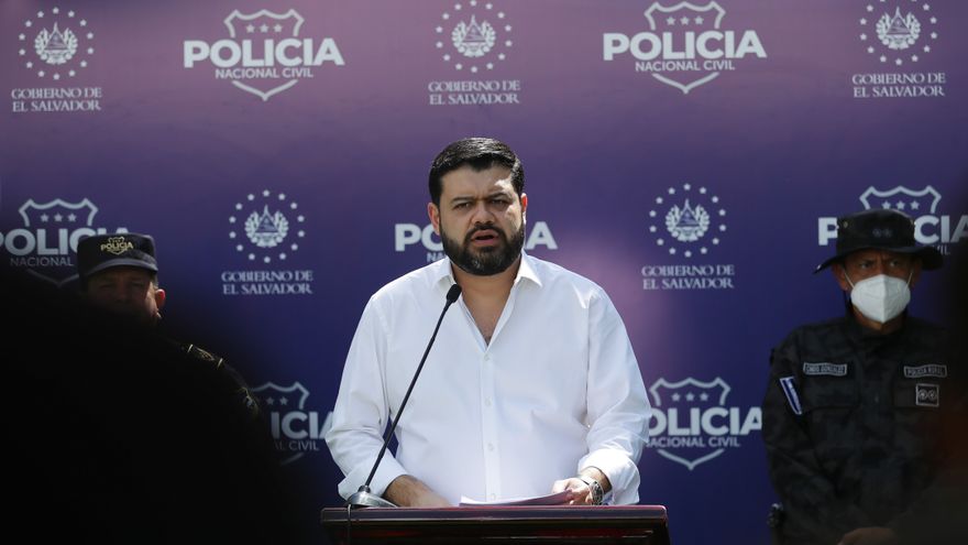 Rogelio Rivas