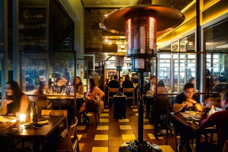 Brazil’s restaurant and bar consumption down 34.2% with March restrictions – survey