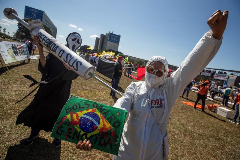  Unions demand aid for the poor and halt privatizations in Brazil