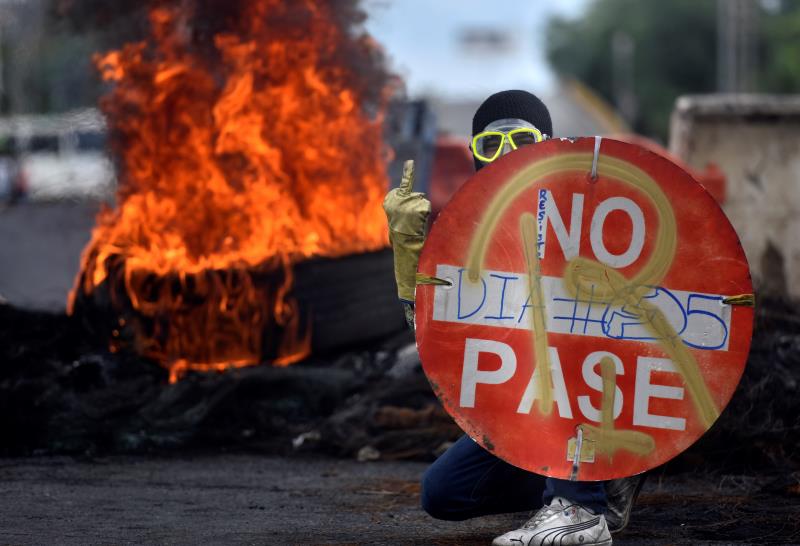 UN denounces excessive use of force and calls for calm in view of May 5