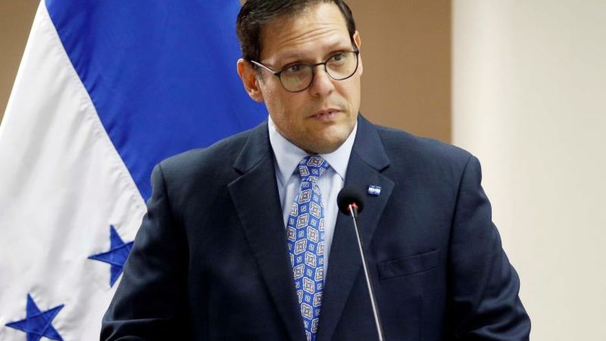 The Honduran Foreign Minister, Lisando Rosales