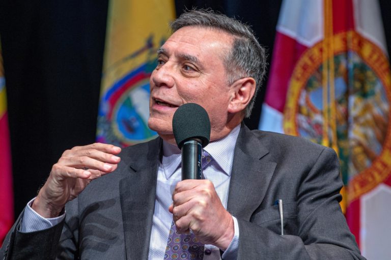 Former president Mahuad believes that Ecuador’s dollarization was a “historic success”