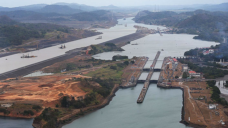 Panama Canal. (Photo internet reproduction)