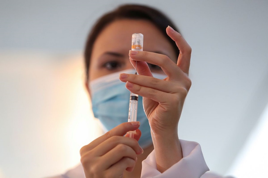 Brazil administers record 2.2 million Covid vaccine doses in a day (June 17)