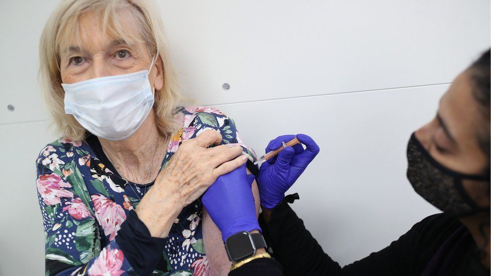 Buenos Aires starts the vaccination process for people over 50 years of age
