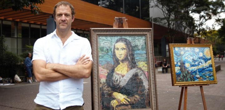 Brazilian artist reproduces famous art works using discarded plastic bags