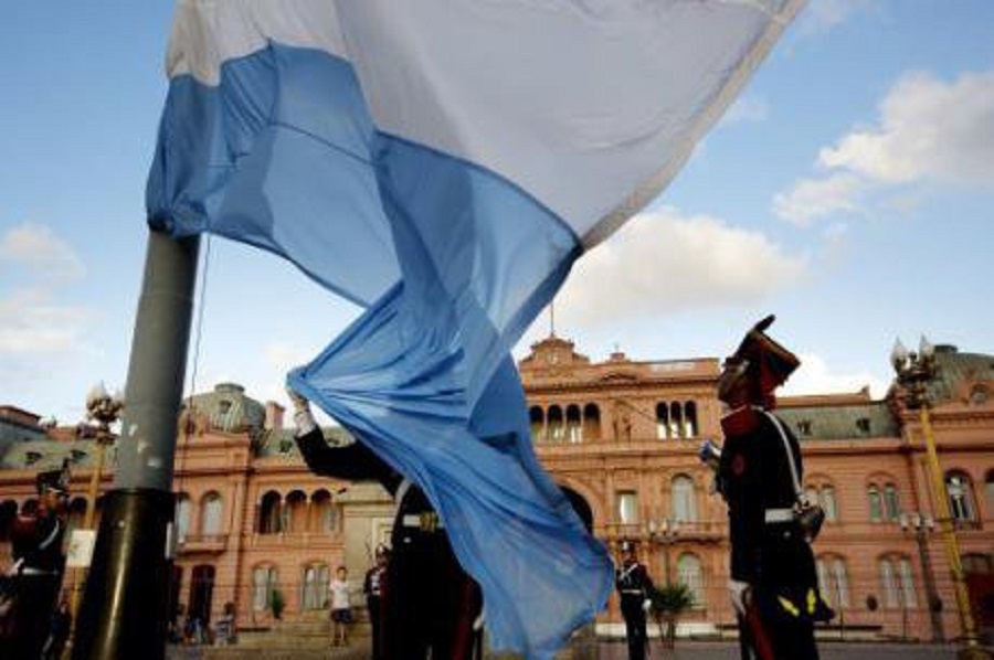 18 IDEA ex-presidents defend Macri, denounce “criminalization of democratic leaderships”