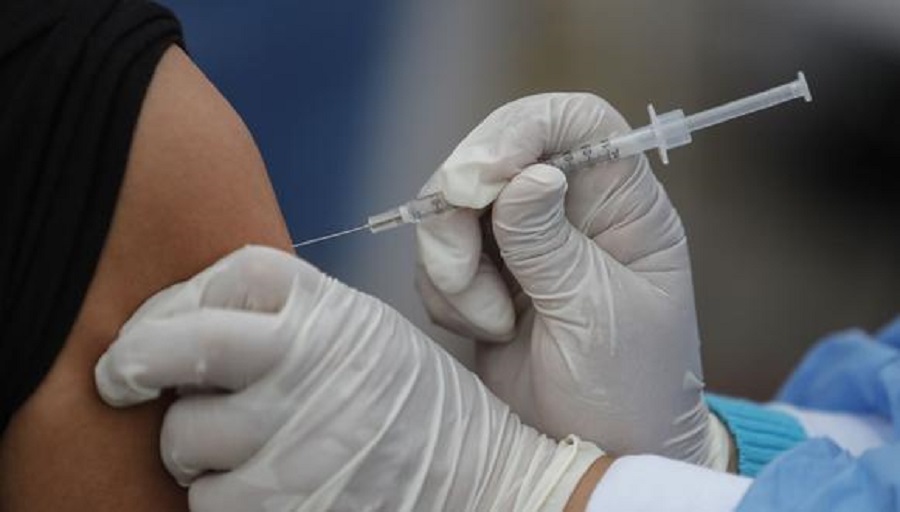 Minister celebrates 100 million Brazilians vaccinated with first dose