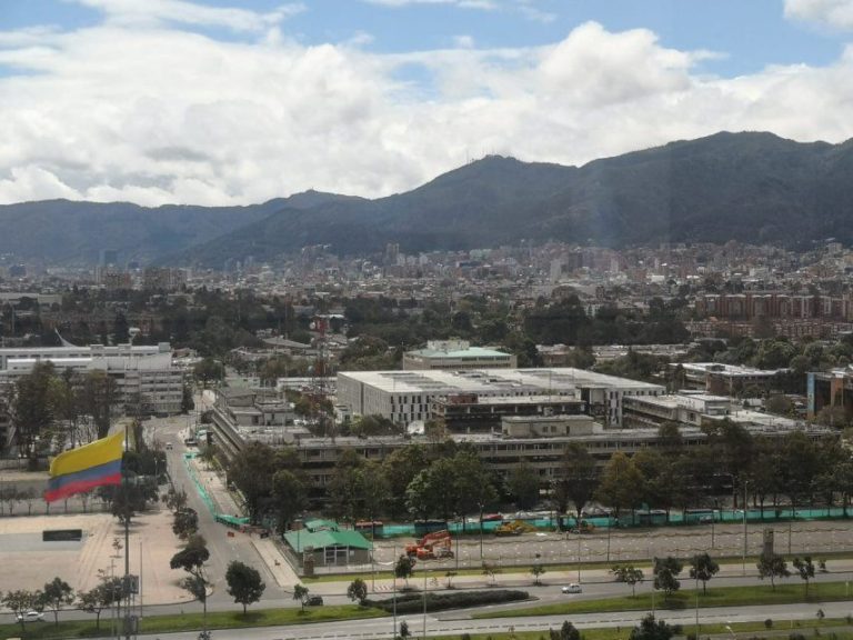 Colombian Defense Ministry building in Bogotá imploded due to structural failure