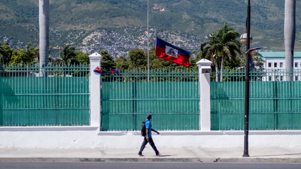 Haiti funeral2