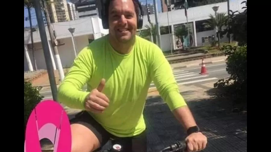 Cyclist Rafael Tofoli, 45