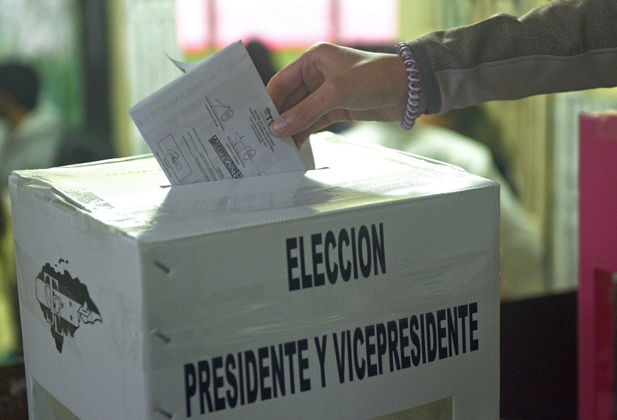 Sanctions urged for those responsible for blocking Honduran citizens in U.S. from voting