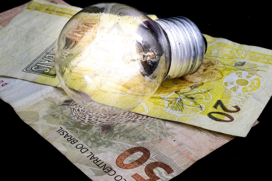Brazil’s electricity regulator alerts to risk of lack of funds amid water crisis