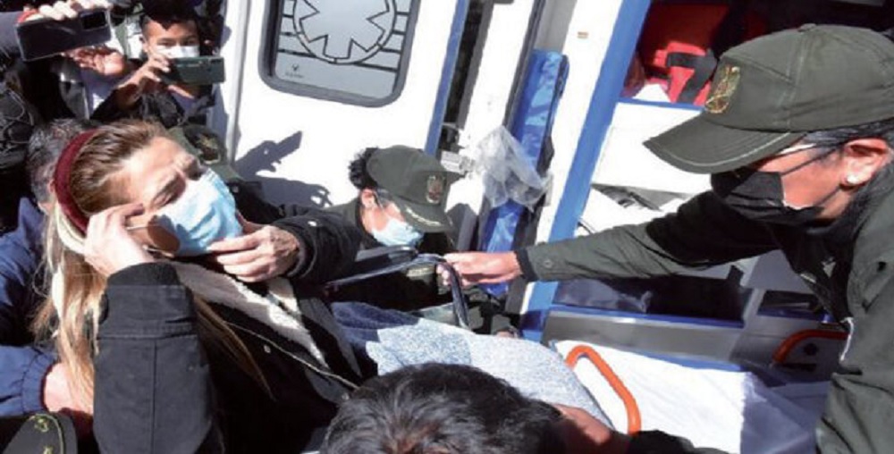 Bolivia’s ex-interim president Áñez transferred to hospital in El Alto, defense denounces