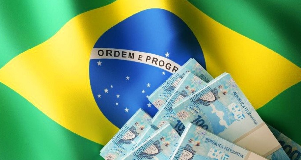 Minister Guedes denies Brazil is losing control of its economy, despite political noise