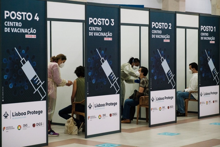 Portugal to demobilize immunization centers after population is fully vaccinated