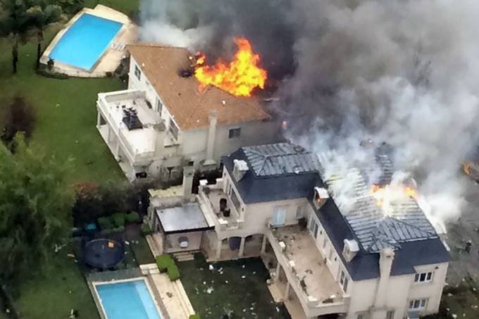 On Sunday, September 14, 2014 at 3:16 PM, a light aircraft crashed into a residential area, hit a house, and damaged other buildings when it exploded.