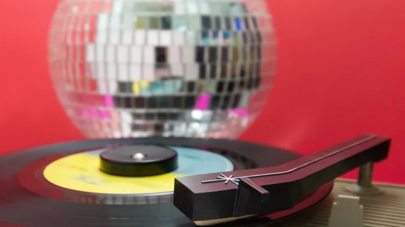 Noche de la Nostalgia is the first holiday where dance parties are allowed since the introduction of Covid-19 in March 2020.
