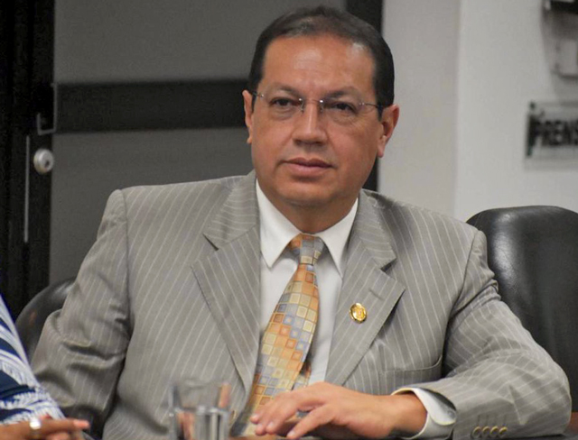 Santiago Guarderas. (Photo internet reproduction)