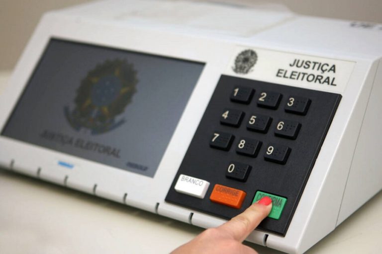 Brazil’s Electoral Court Chief promises transparency committee, live broadcast of electronic ballot box tests