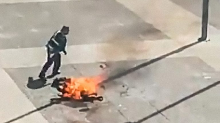 Uruguay: Man set himself on fire in front of government headquarters