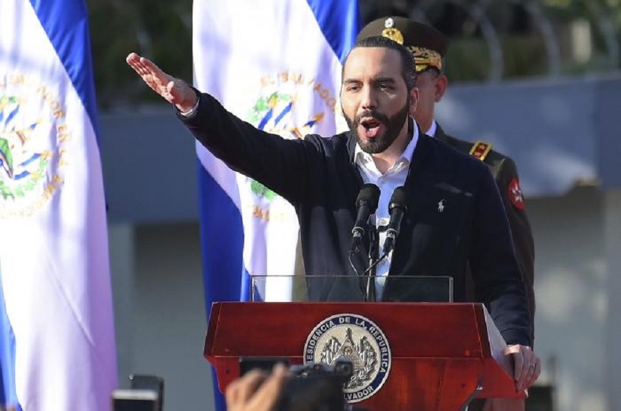 New El Salvador law orders compulsory retirement for 1/3 of country’s 690 judges