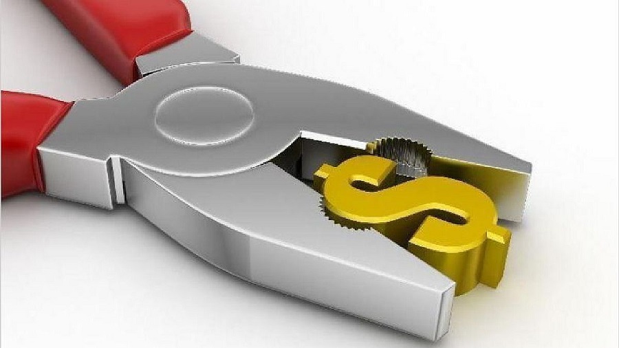 Argentina: government failed to finance itself with own resources in 9 out of 10 years