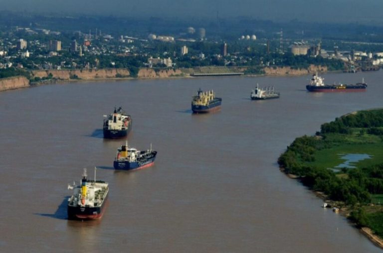 Argentine government agency starts managing the Paraná – Paraguay waterway after concession expires