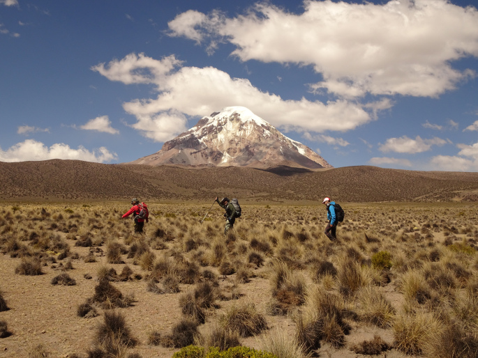 Trekking in Bolivia. (Photo internet reproduction)