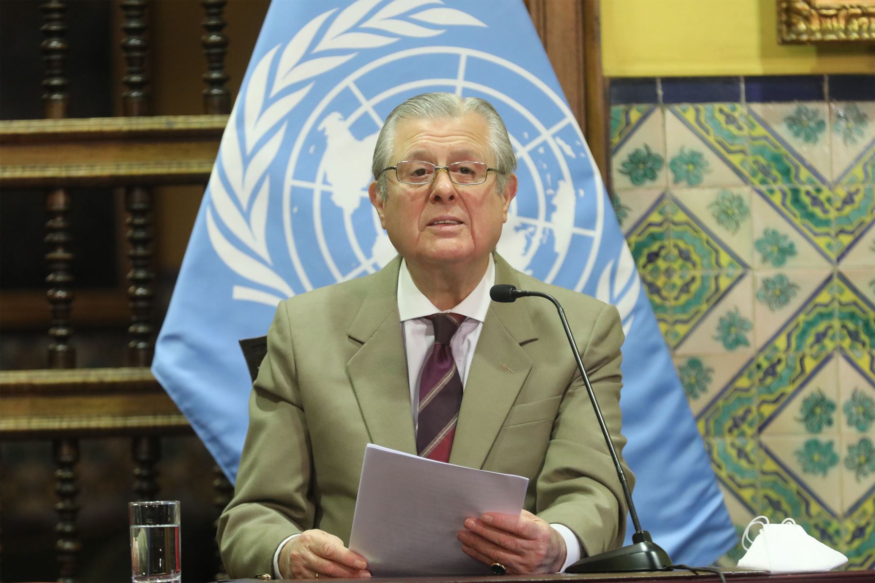 Óscar Maúrtua