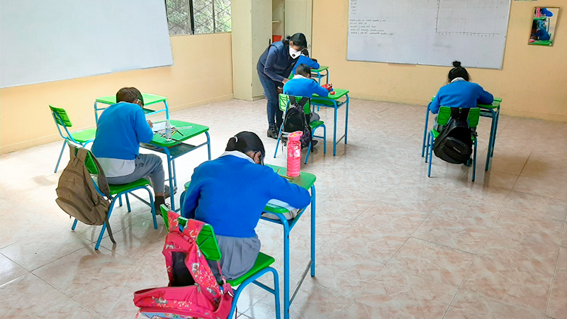 ecuador-school