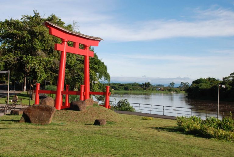 Registro the capital of tea and Japanese tradition in Brazil