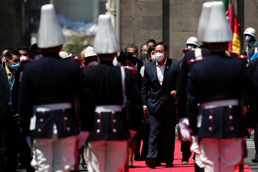 Bolivia begins week of high political tension