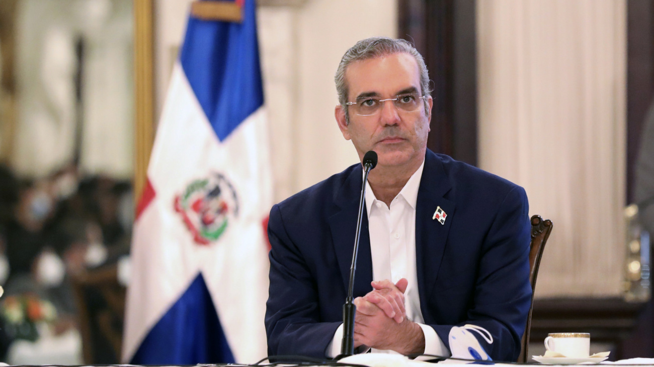 Dominican president advises nationals against traveling to Haiti due to crisis