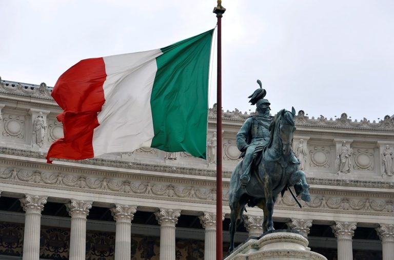 Italy relaxes rules for many travelers from Brazil; however, tourists still banned