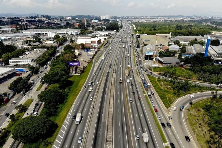 Brazil raises US$315 million in São Paulo-Rio highway concession auction